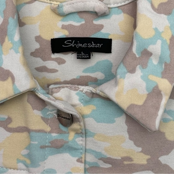 Shinestar Size L Girls Green, Tan, & Yellow Camo Stretch Jean Jacket - Picture 3 of 8